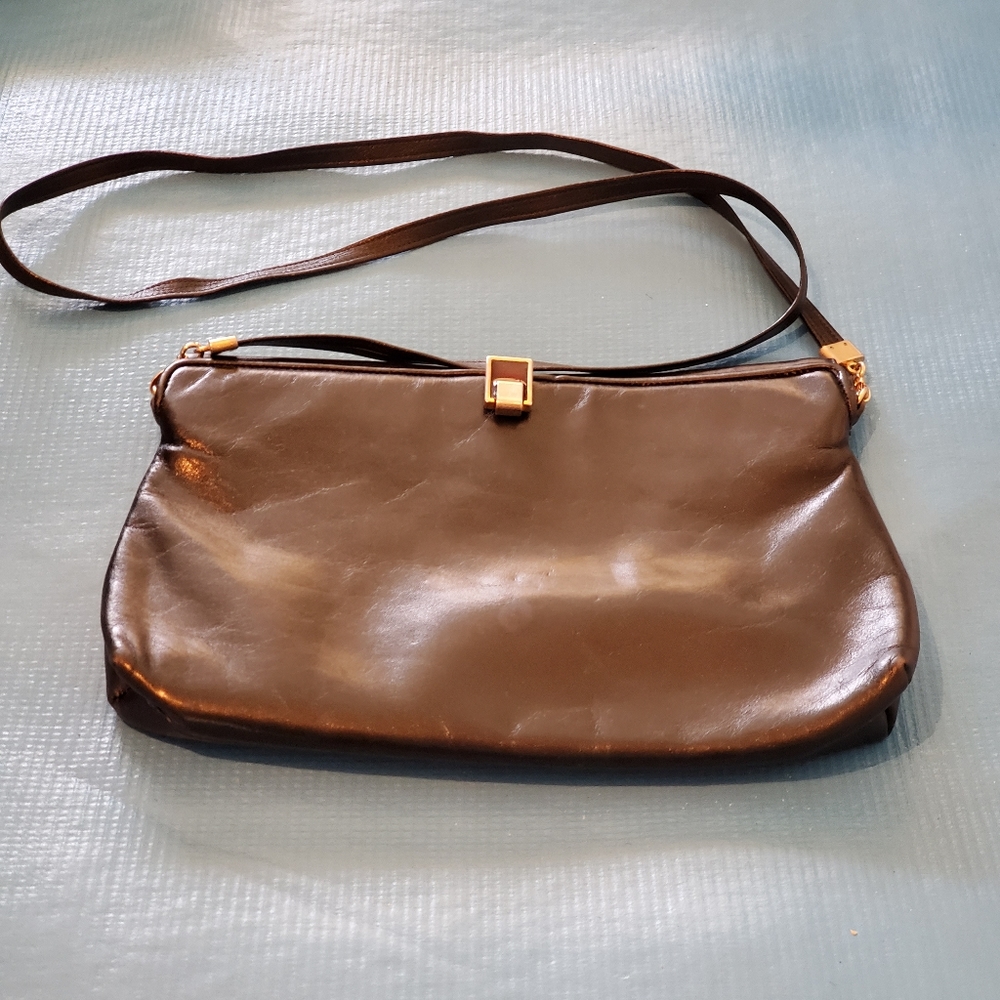 Meyers USA vintage shoulder purse, Black leather.